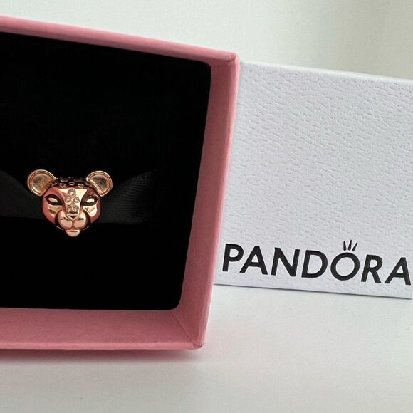 Pandora Rose Sparkling Lion Princess Charm - Picture 1 of 10